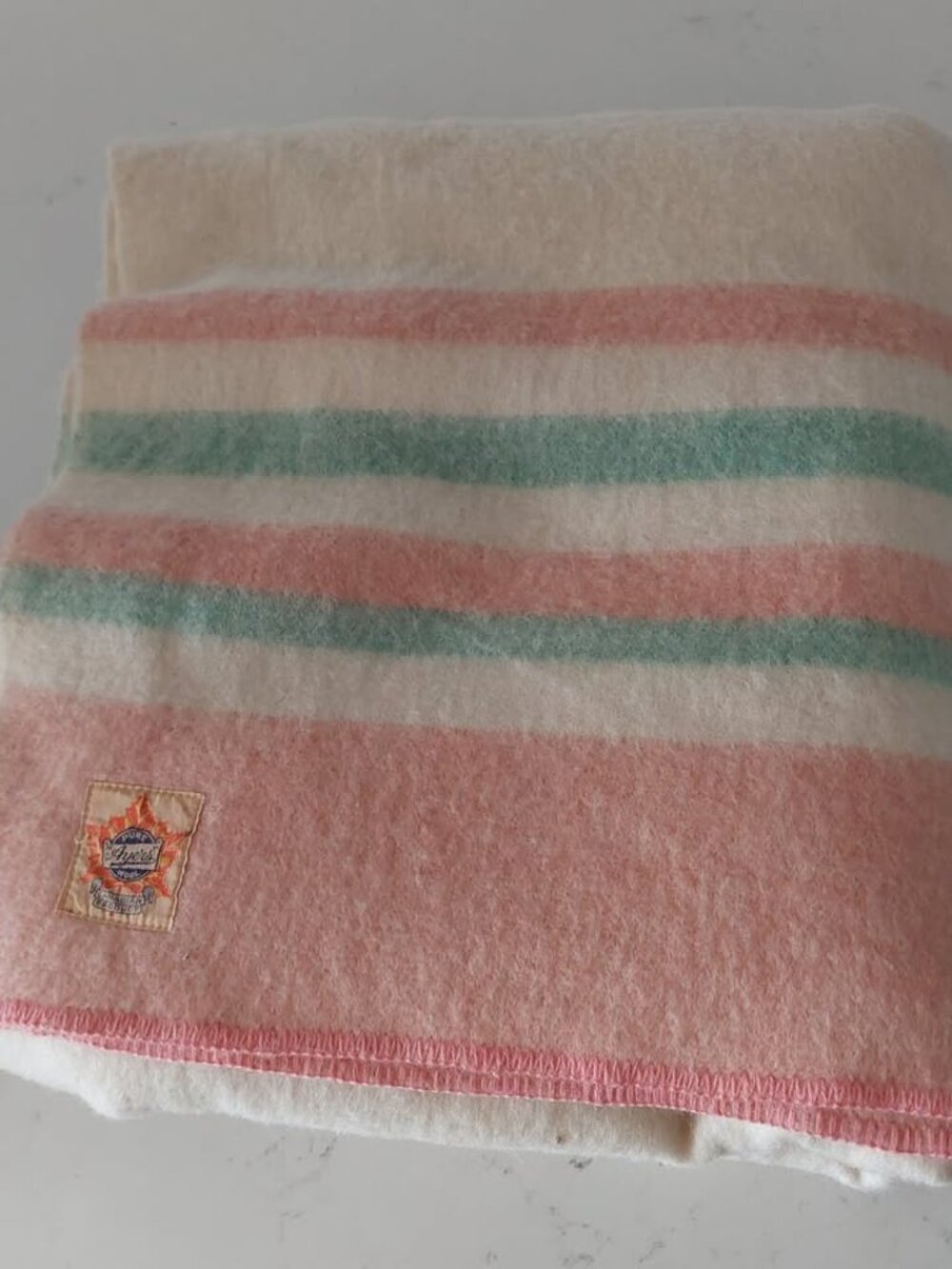 Vintage Ayers Canada 100% Wool Queen Size Blanket Pastel Pink Mint Green Stripe